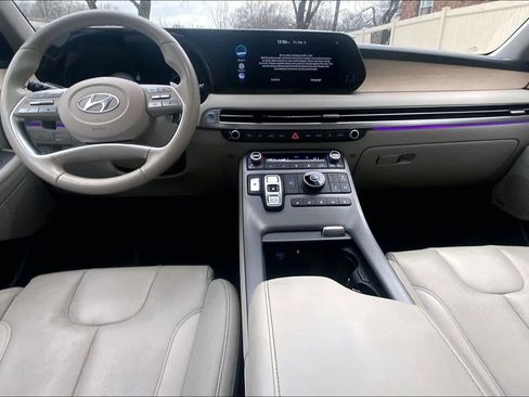 Used 2024 Hyundai Palisade Limited FWD image 26