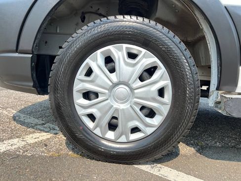 Used 2025 Ford Transit 250 Low Roof w/ Exterior Upgrade Package RWD image 16