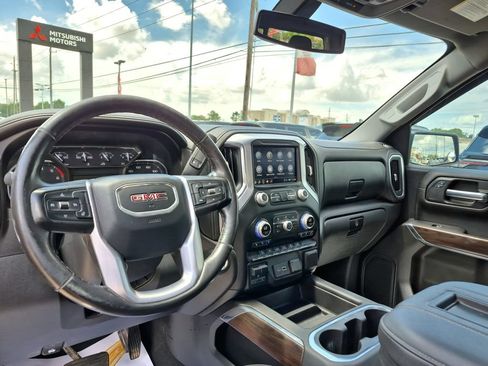 Used 2021 GMC Sierra 1500 SLT AWD/4WD image 18