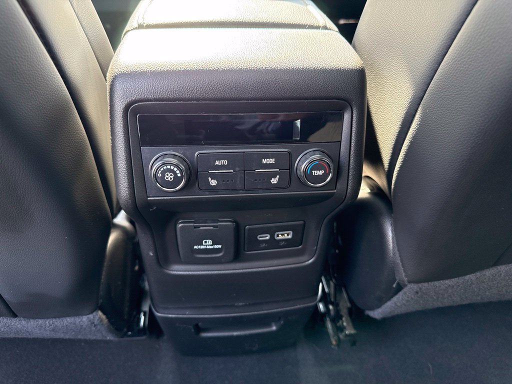 Used 2023 GMC Acadia Denali w/ Denali Ultimate Package AWD/4WD image 19