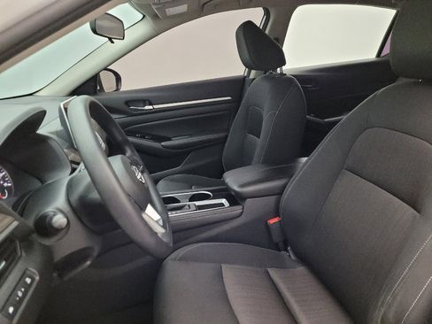 Used 2023 Nissan Altima 2.5 SV FWD image 17