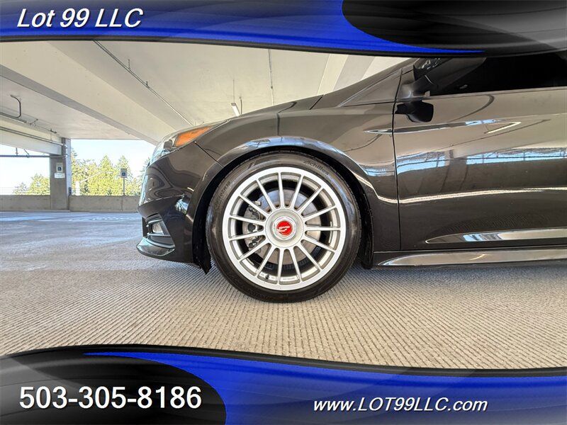 Used 2016 Ford Focus ST w/ Equipment Group 401A FWD image 26
