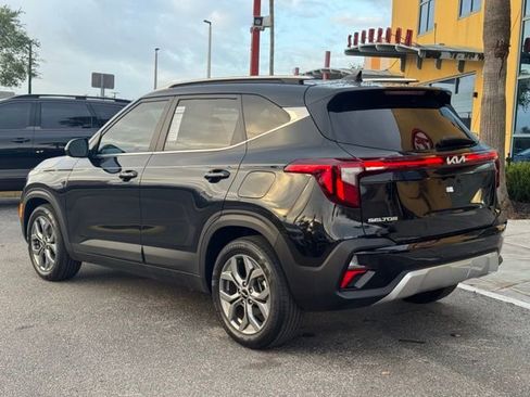 Certified 2024 Kia Seltos S image 3