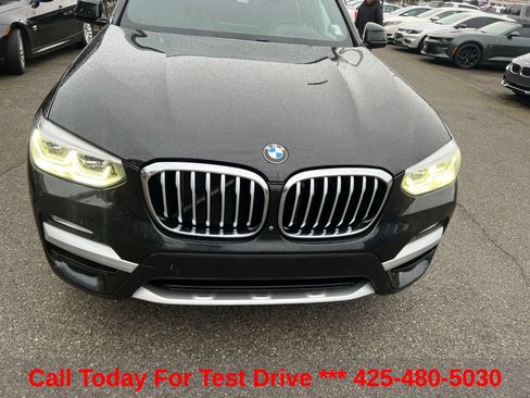 Used 2018 BMW X3 xDrive30i w/ Executive Package AWD/4WD image 9