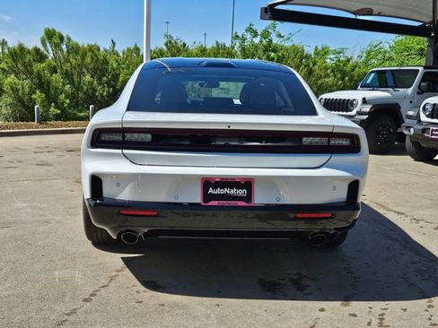 New 2026 Dodge Charger R/T AWD/4WD image 9