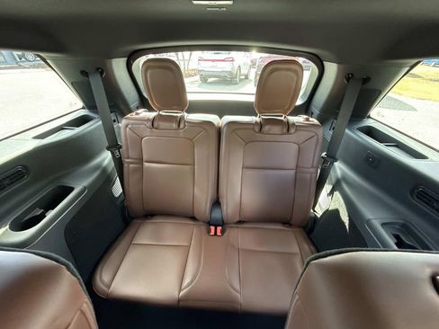 New 2026 Lincoln Aviator Reserve image 18