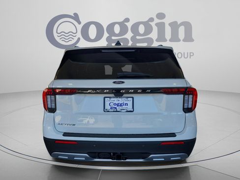 New 2026 Ford Explorer Active w/ Active Comfort Package RWD image 5