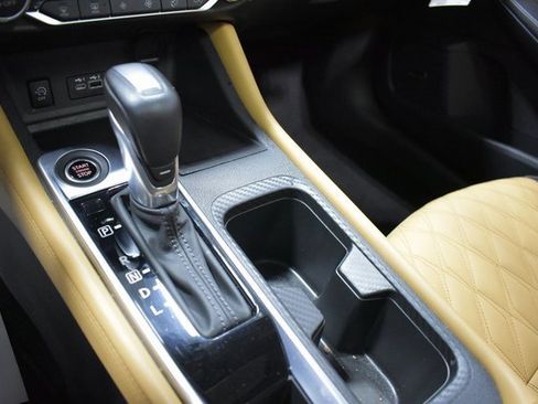 Certified 2025 Nissan Sentra SV w/ SV Premium Package image 19