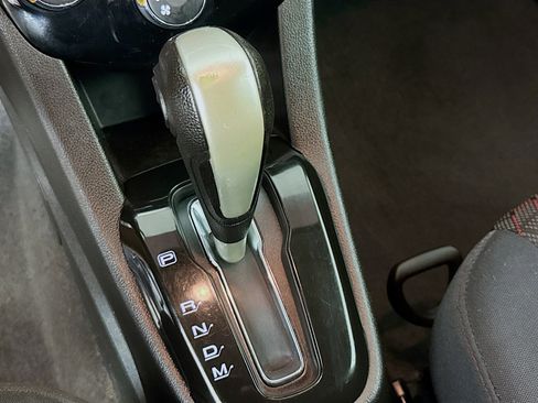 Used 2019 Chevrolet Sonic LT w/ Convenience Package image 19