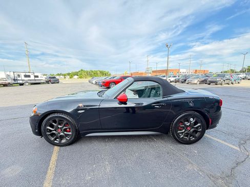 Used 2017 FIAT 124 Spider Abarth RWD image 6
