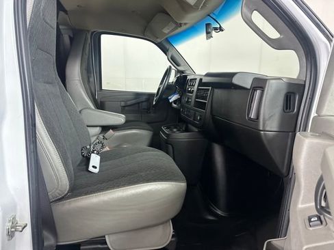 Used 2024 Chevrolet Express 2500 w/ Driver Convenience Package image 28