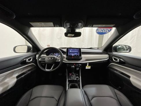 New 2026 Jeep Compass Limited AWD/4WD image 16