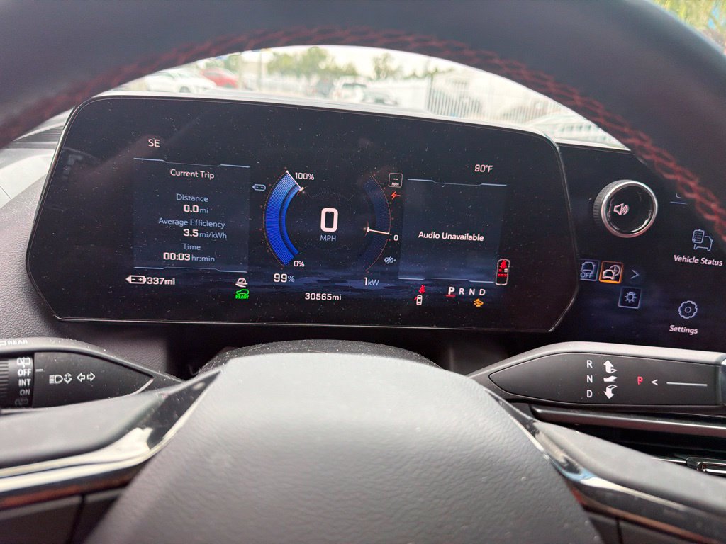 Used 2025 Chevrolet Equinox EV RS w/ Convenience Package II FWD image 24