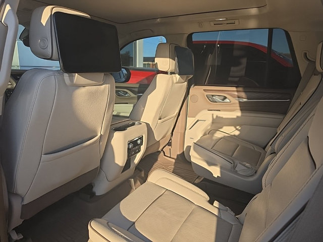 Certified 2024 GMC Yukon Denali w/ Advanced Technology Package AWD/4WD image 10
