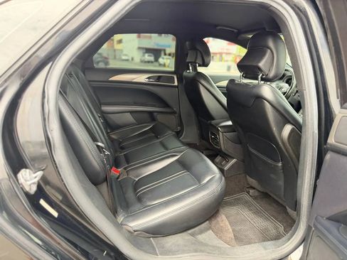 Used 2017 Lincoln MKZ Premiere FWD image 30