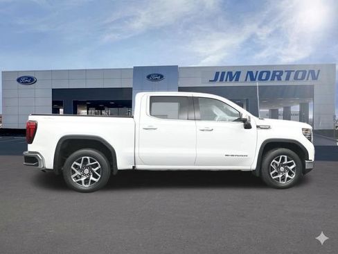 Used 2023 GMC Sierra 1500 SLT w/ SLT Convenience Package AWD/4WD image 15