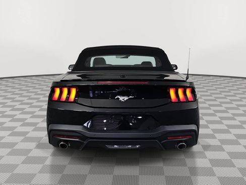 Used 2025 Ford Mustang Premium RWD image 7
