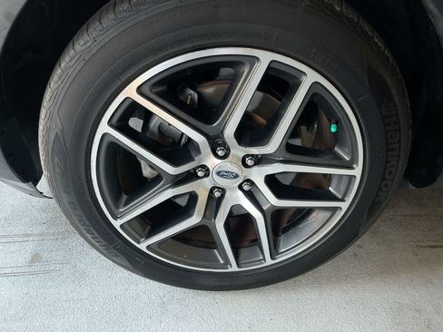 Used 2018 Ford Explorer Sport w/ Equipment Group 401A AWD/4WD image 10
