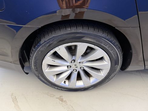 Used 2014 Lincoln MKS w/ Equipment Group 101A FWD image 8