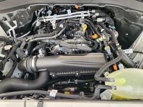 New 2026 Ford Explorer Active RWD image 27