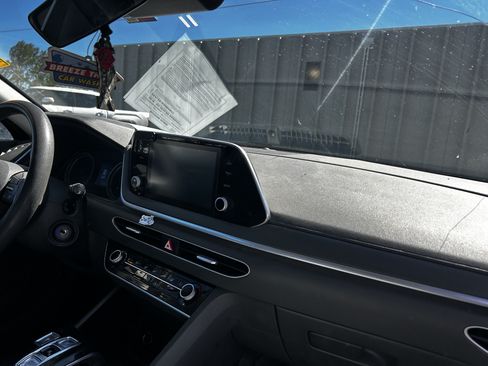 Used 2020 Hyundai Sonata SE FWD image 14