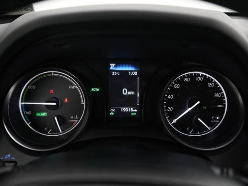 Used 2023 Toyota Camry XLE FWD image 23