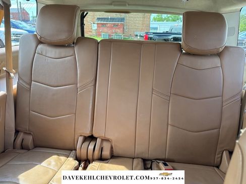 Used 2015 Cadillac Escalade ESV Platinum AWD/4WD image 29