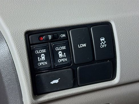 Used 2014 Honda Odyssey EX-L image 11