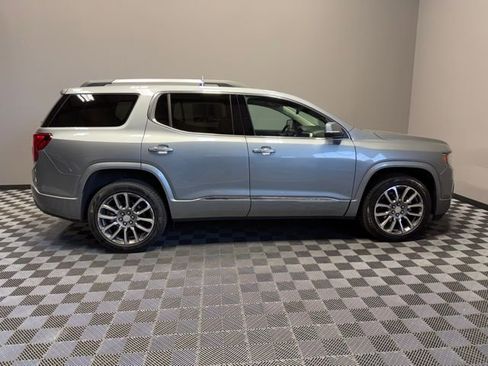Used 2023 GMC Acadia Denali w/ Denali Ultimate Package image 7