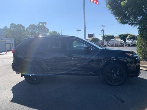 Certified 2023 Toyota RAV4 SE w/ Protection Package (TMS) AWD/4WD image 9