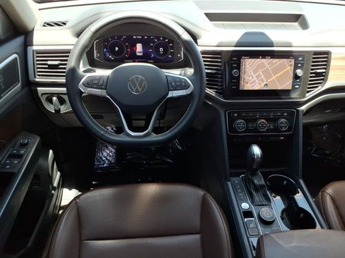 Certified 2022 Volkswagen Atlas SEL AWD/4WD image 28