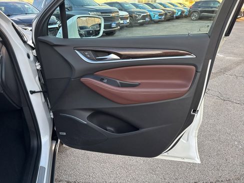Used 2018 Buick Enclave Avenir w/ Avenir Technology Package image 9