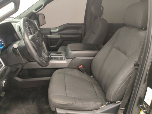 Used 2015 Ford F150 XLT w/ Equipment Group 302A Luxury image 17