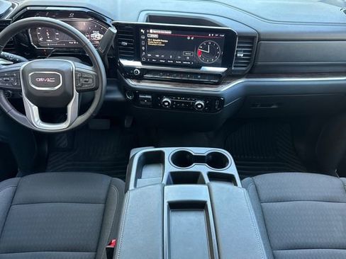 Used 2025 GMC Sierra 1500 Elevation image 15
