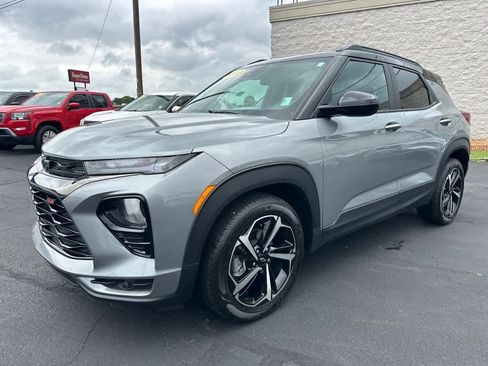 Used 2023 Chevrolet TrailBlazer RS w/ Driver Confidence Package image 7