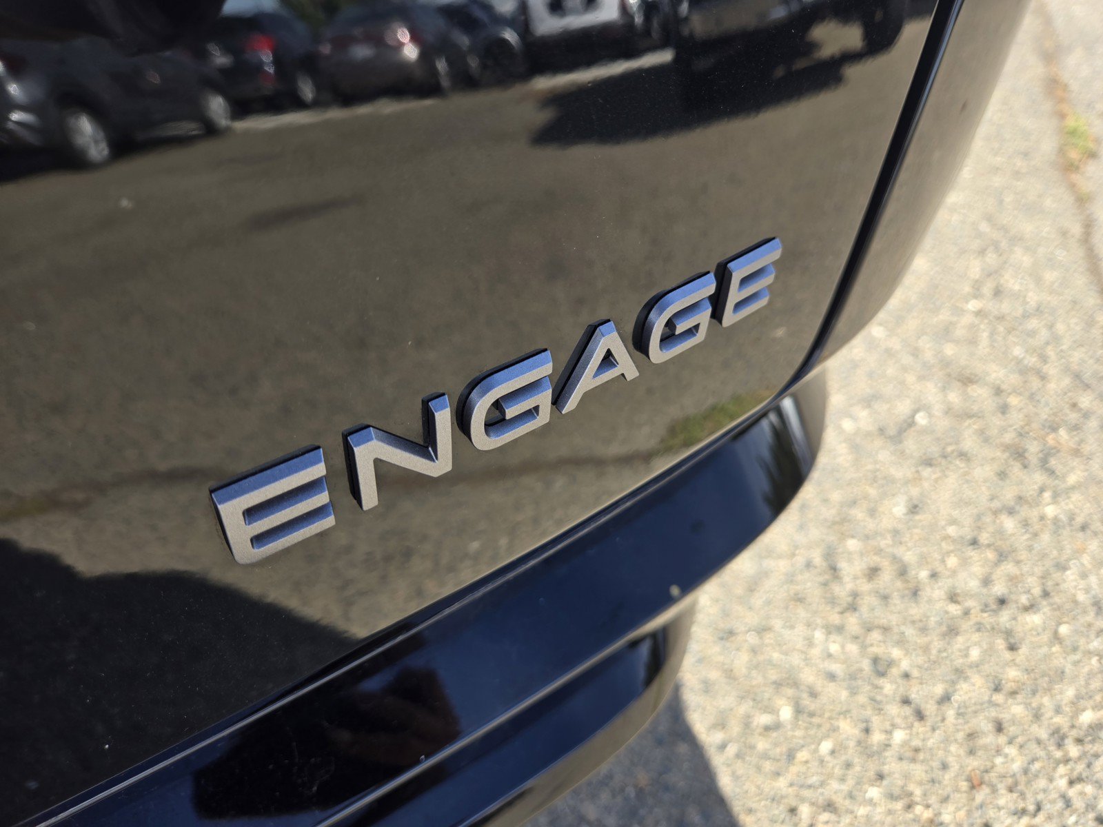 Certified 2024 Nissan Ariya FWD image 9