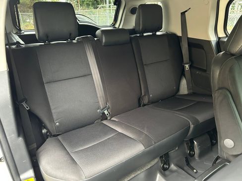 Used 2014 Toyota FJ Cruiser 4WD w/ Upgrade Package image 16