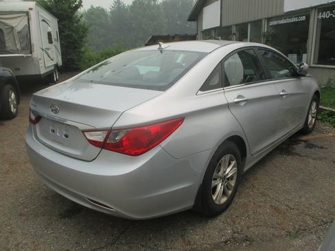 Used 2013 Hyundai Sonata GLS w/ Popular Equipment Pkg FWD image 7