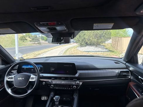 Used 2024 Kia Telluride SX Prestige AWD/4WD image 30