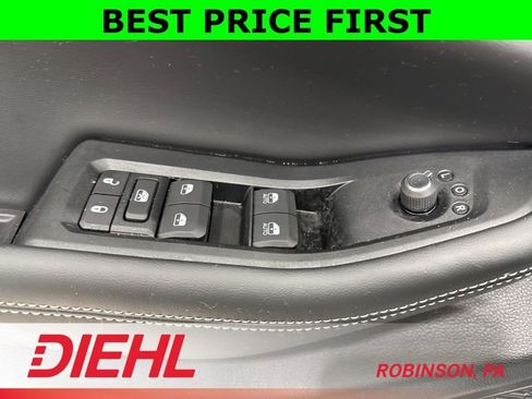 New 2026 Jeep Grand Cherokee Altitude AWD/4WD image 22
