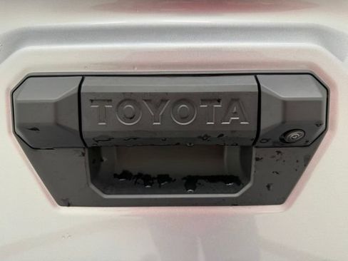 New 2026 Toyota Tacoma TRD Off-Road AWD/4WD image 33