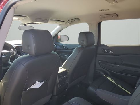 Certified 2023 GMC Acadia SLT image 18