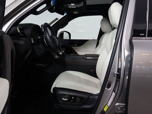 Certified 2024 Lexus LX 600 4WD w/ Luxury Package image 10