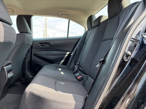 Used 2025 Toyota Corolla LE FWD image 23
