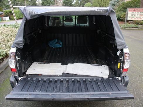 Used 2011 Toyota Tacoma 2WD Regular Cab image 13