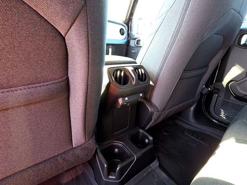 New 2026 Jeep Gladiator Sport image 12