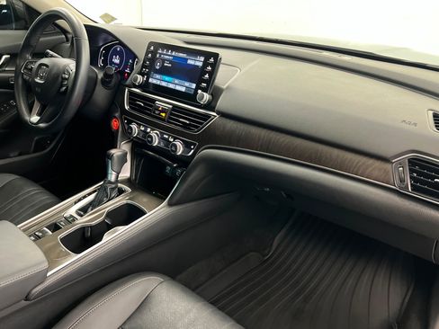 Used 2022 Honda Accord EX-L image 25