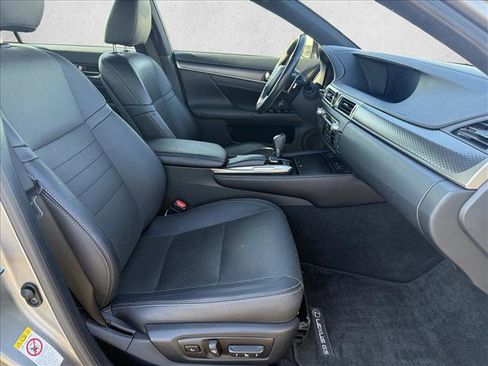 Used 2019 Lexus GS 350 F Sport image 11