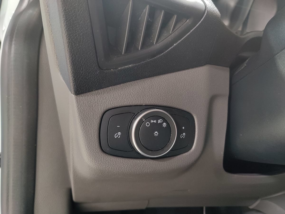 Used 2022 Ford Transit Connect XL FWD image 30