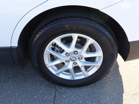 Used 2023 Chevrolet Equinox LT FWD image 38